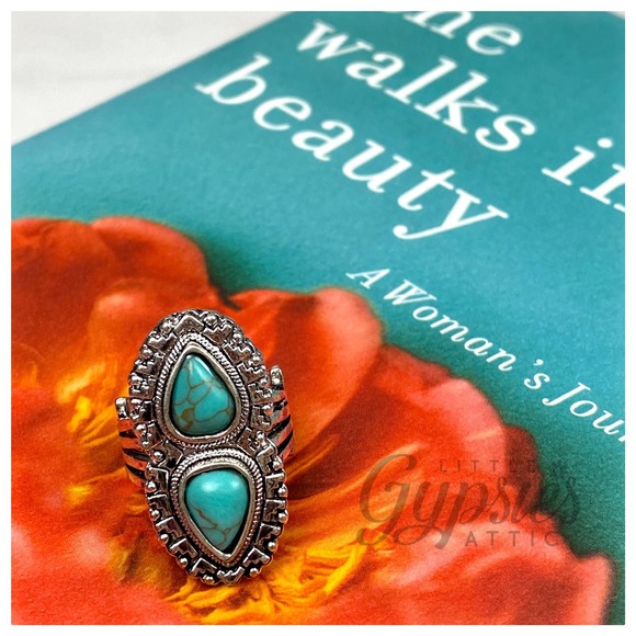 Turquoise Statement Ring and Bracelet Combo - Picture 8 of 12